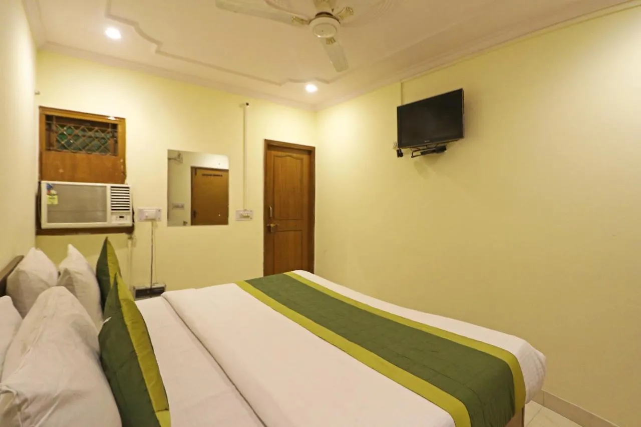 Hotel The Sehrawat B&B Delhi